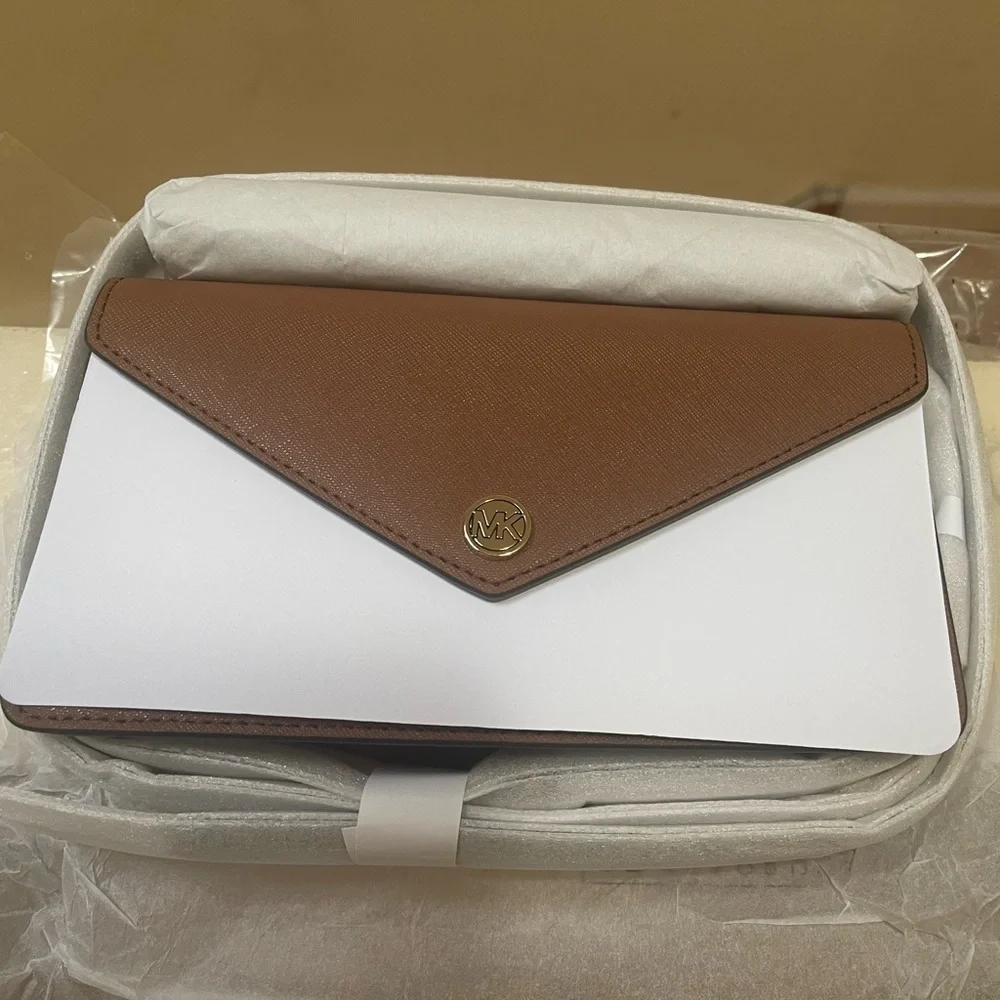 Michael Kors Jet Set Travel Sm Flo Pkt Env Crossbody bag